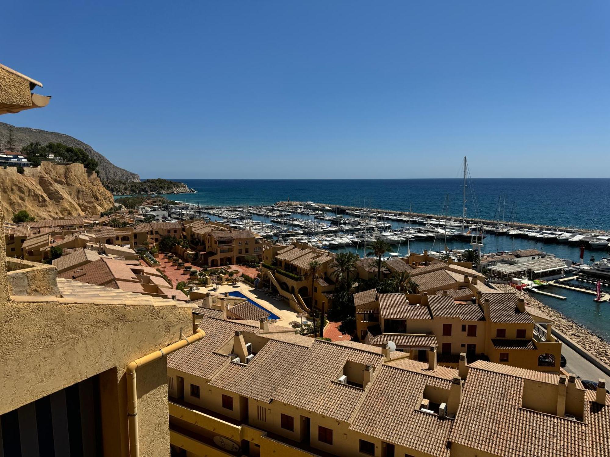 Sunrise Beachfront Apartment By The Marina Altea Exteriör bild